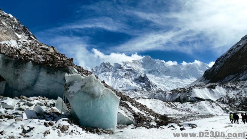 西藏昌都市边坝县境内发现一处超大型冰洞（贡嘎冰洞）
